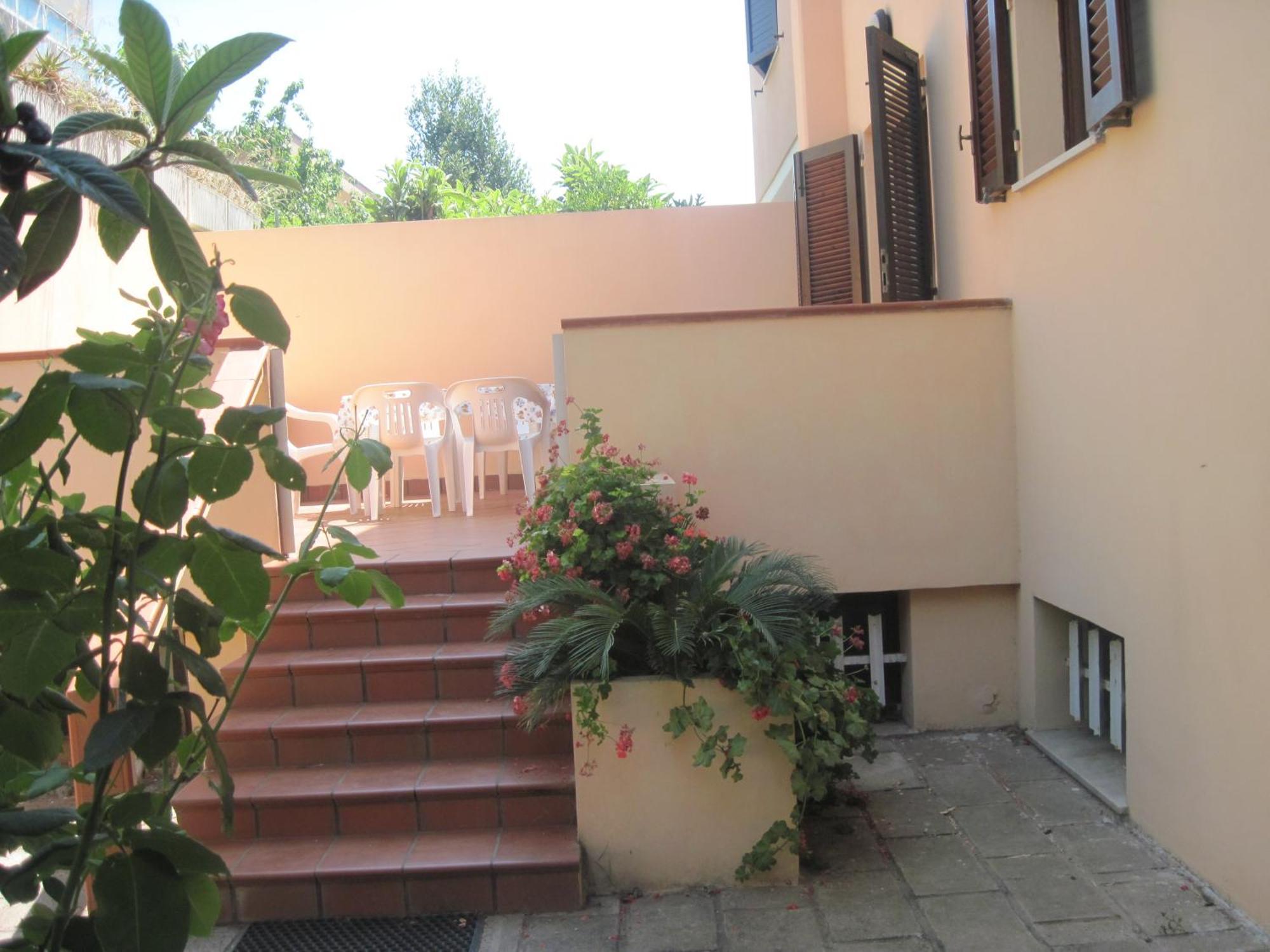 La Perla Del Mare Nuovissimo Affittacamere Alghero Exterior photo